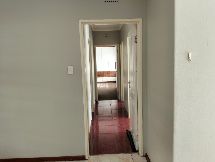 To Let 3 Bedroom Property for Rent in Southernwood Eastern Cape
